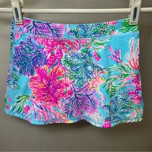Lilly Pulitzer Luxletic Skort with Pink and Blue Tropical Print 6/7